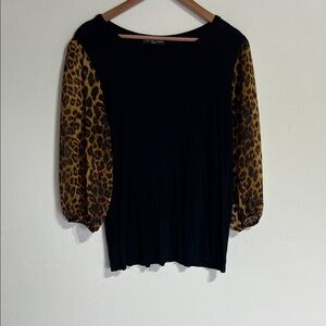 Kim & Cami Black Top with Leopard Print Sleeves